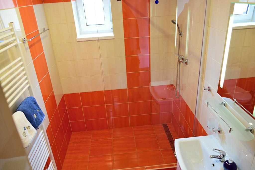Apartmany Lenko - Near Thermal Aquapark Tatralandia Liptovsky Mikulas Exterior photo