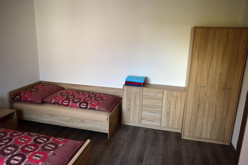Apartmany Lenko - Near Thermal Aquapark Tatralandia Liptovsky Mikulas Exterior photo